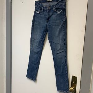 Levi’s Mid Rise skinny Jeans size 12 red label